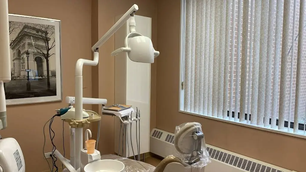 Natalie Gor, DDS