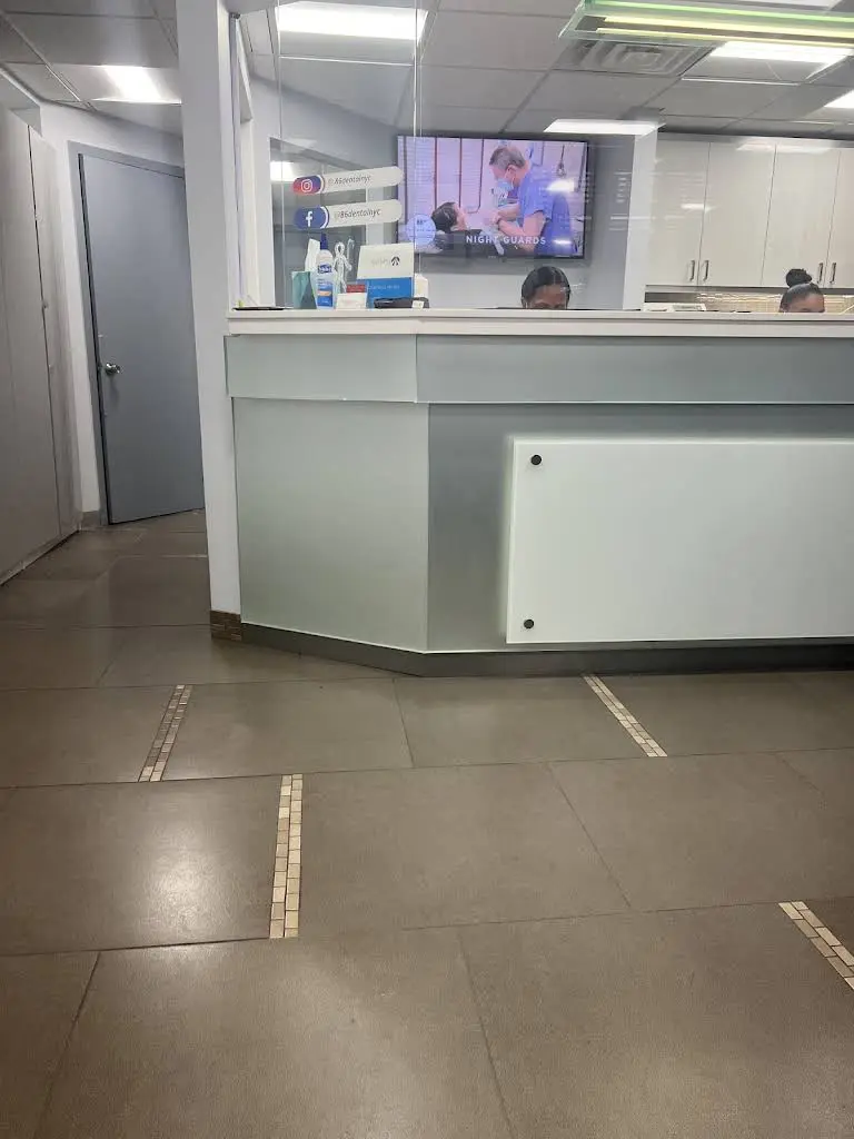 86th Street Dental Center - Professional dental clinic exterior with modern facilities