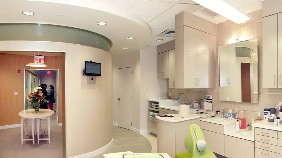 New Hyde Park Orthodontics - Professional dental clinic exterior with modern facilities