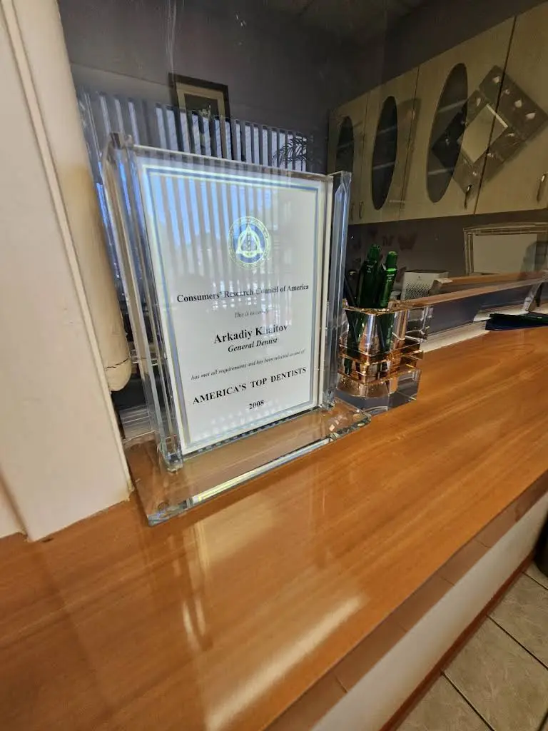 Dr. Arkadiy Khaitov AK Dental