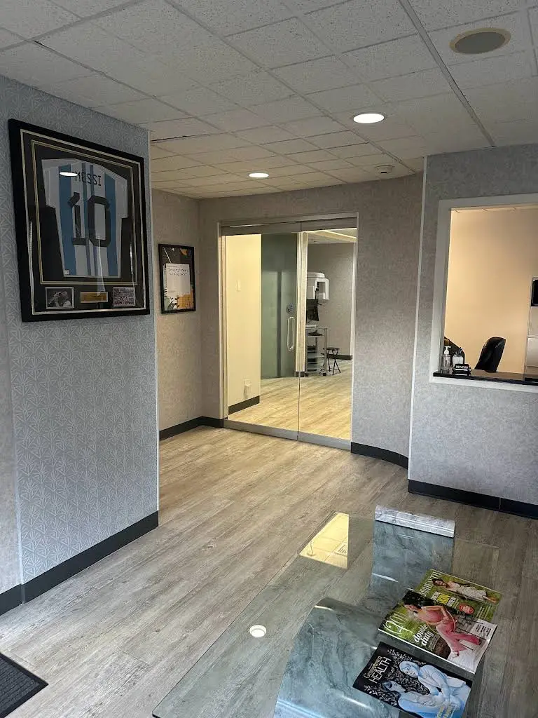 The Town Dentist: Englewood Emergency Dental and Implant Center