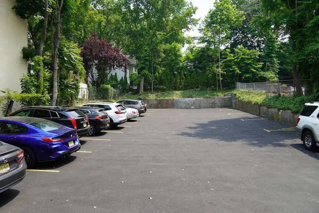 The Town Dentist: Englewood Emergency Dental and Implant Center