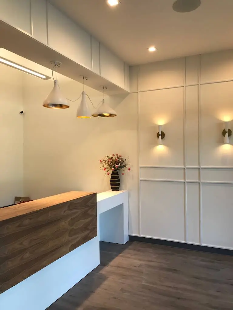 Leonia Dental