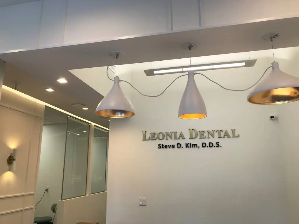 Leonia Dental