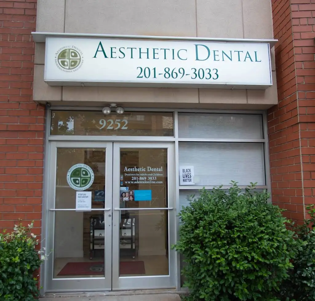 Aesthetic Dental