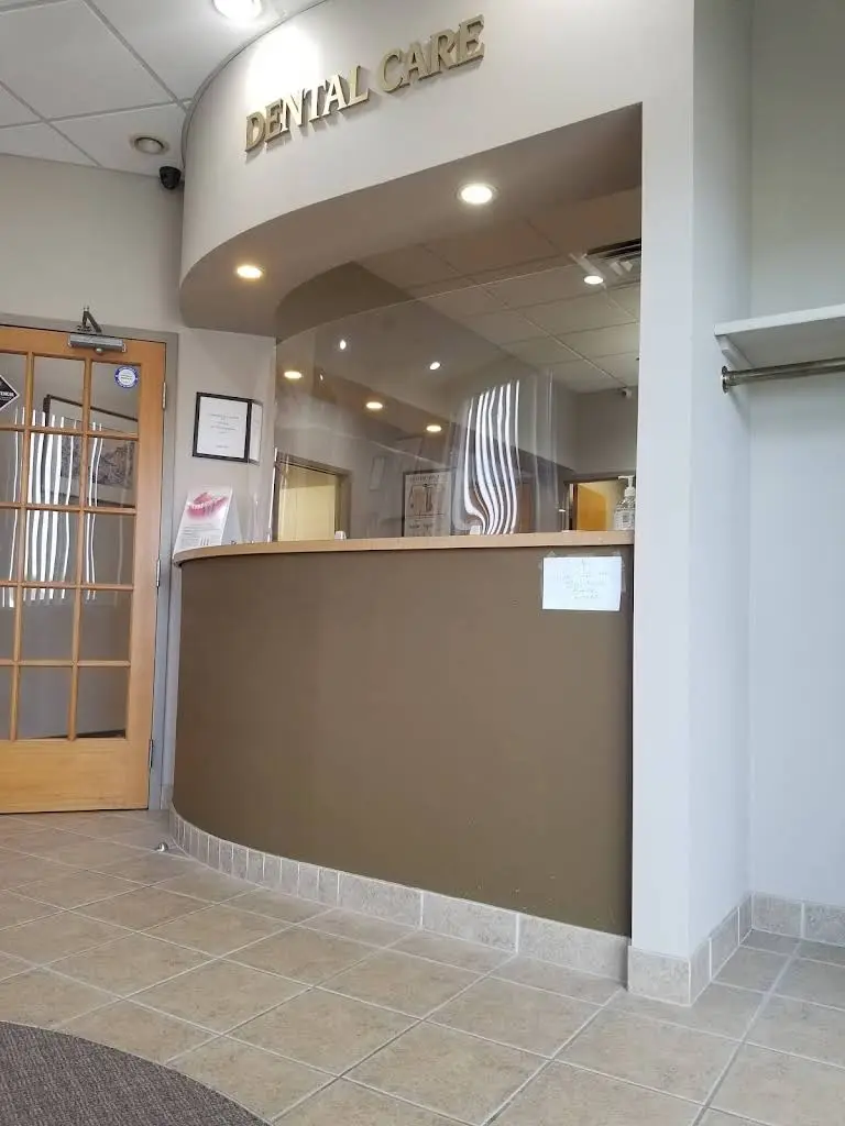Universal Dental Implant Center - Professional dental clinic exterior with modern facilities