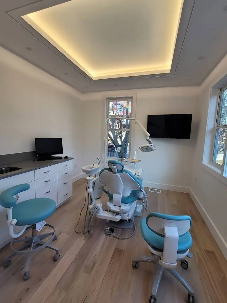 Apple Dental Clinic