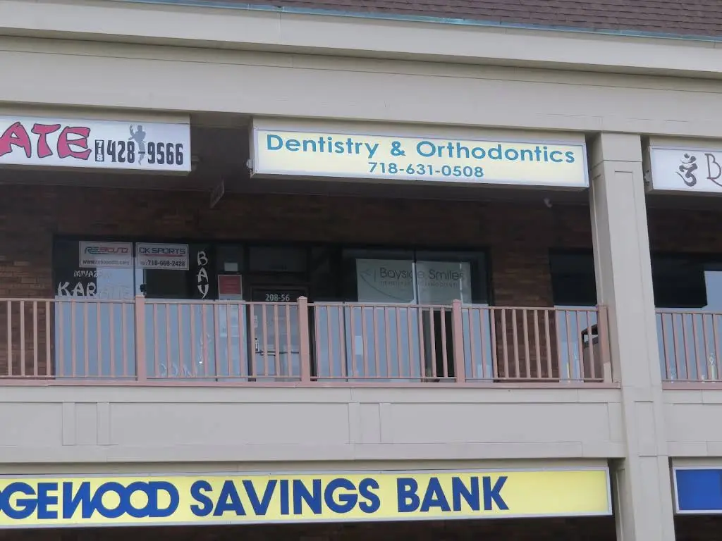 Broadway Dental Group