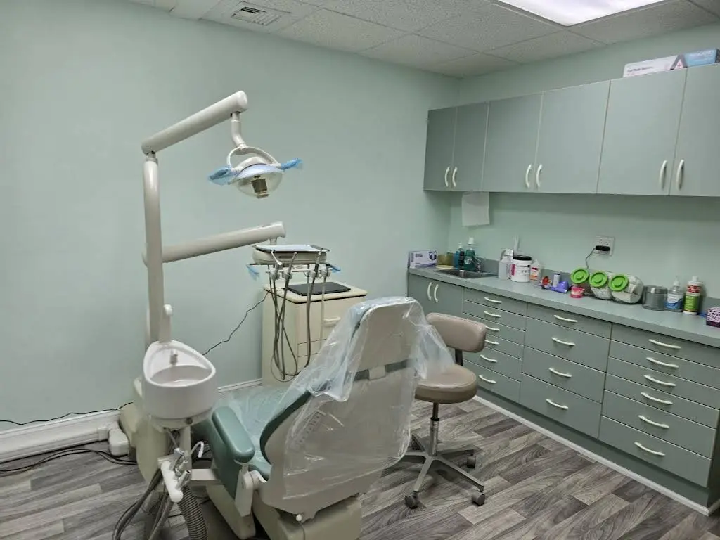 Elident Dental Office - Professional dental clinic exterior with modern facilities