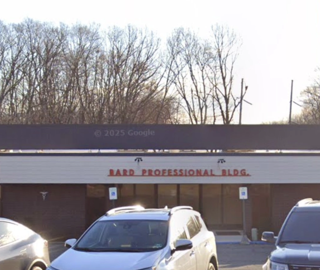 Bardonia Dental PLLC / Louis S. Sinatra DDS - Professional dental clinic exterior with modern facilities