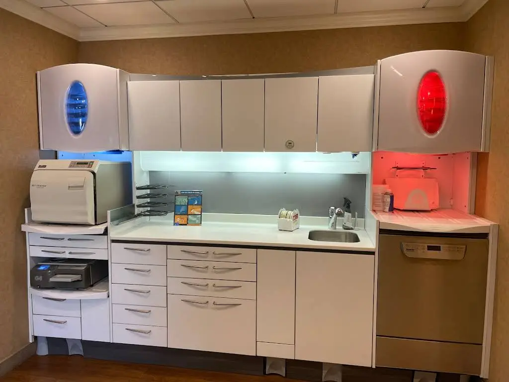 Lillian Vidal DDS LLC / Vidal Dental Associates