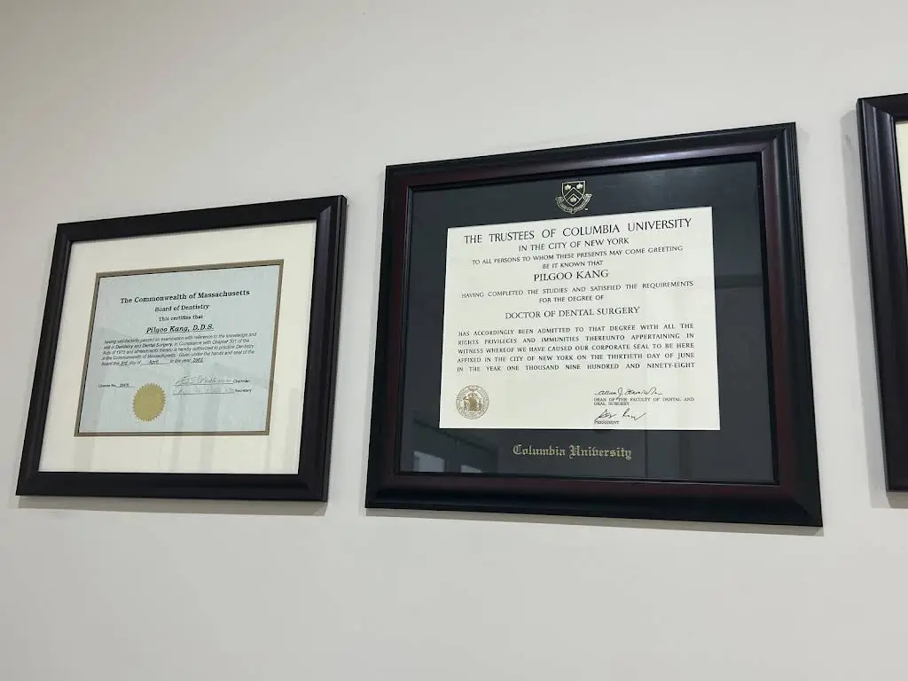 Plaza Dental Implant Center
