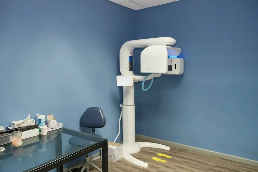 Plaza Dental Implant Center