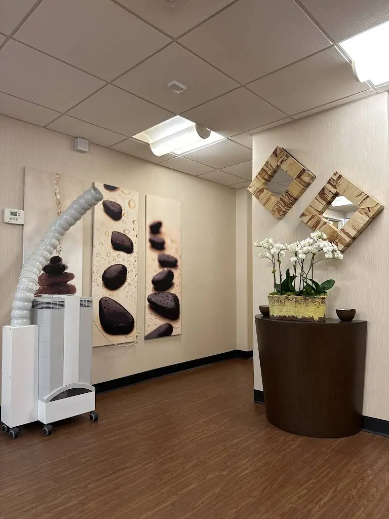 Bodneva Cosmetic Dental and Facial Boutique - Svetlana Bodneva D.D.S. - Professional dental clinic exterior with modern facilities