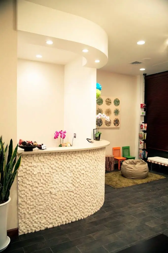 Four Seasons Dental Care PLLC