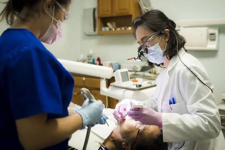 HR Dental Care