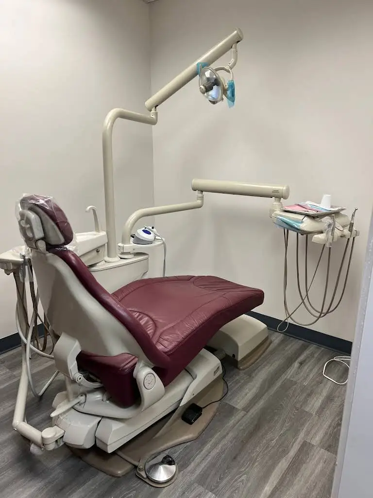 Sonrisa Dental - Professional dental clinic exterior with modern facilities