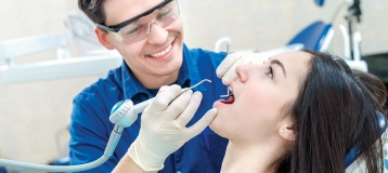Dr. Evan Goldstein Family & Cosmetic Dentistry
