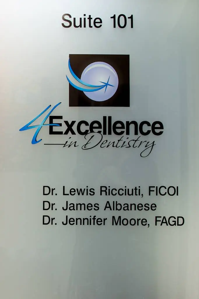 4Excellence In Dentistry