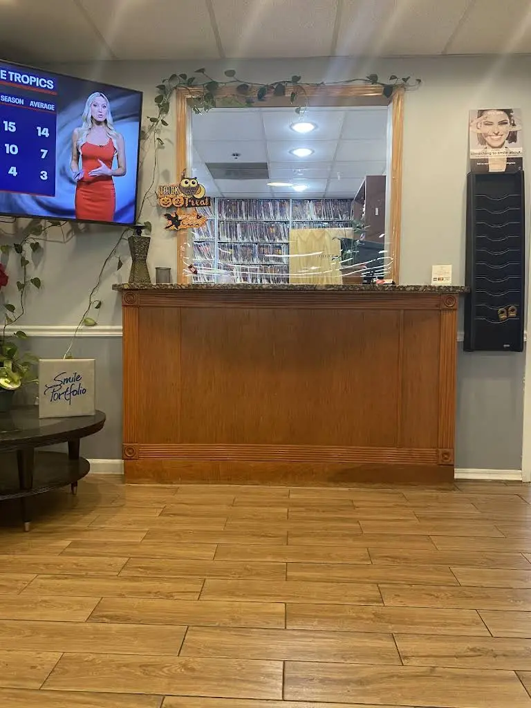 Tower Plaza Dentistry - Professional dental clinic exterior with modern facilities