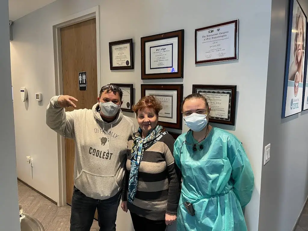 Broadway Mall Dental