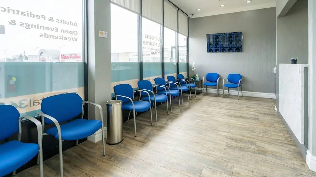 Dental365 - Levittown