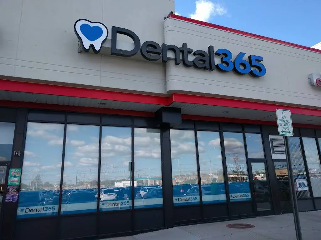 Dental365 - Levittown