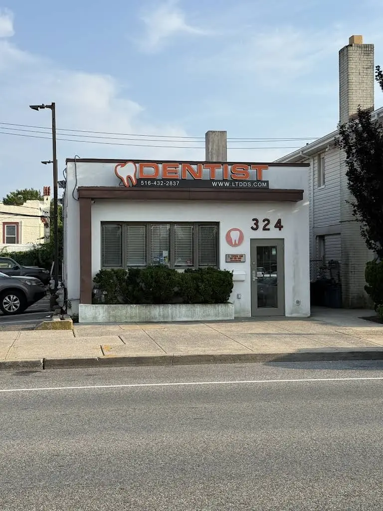 Dr. Laleh Tavabi Dental Practice