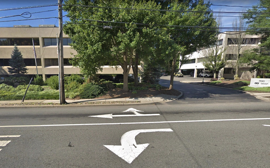 Dr. Jacquie Smiles - Professional dental clinic exterior with modern facilities