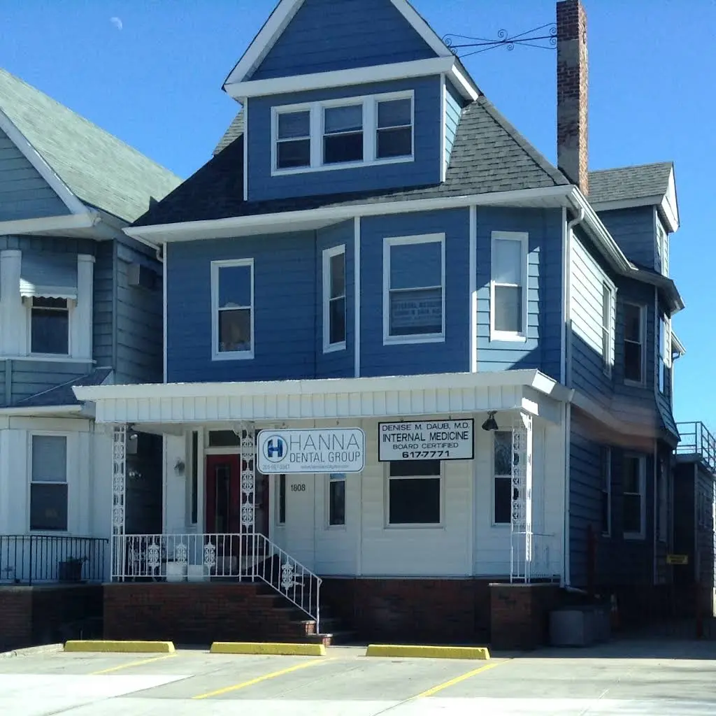 Hanna Dental Group - Professional dental clinic exterior with modern facilities
