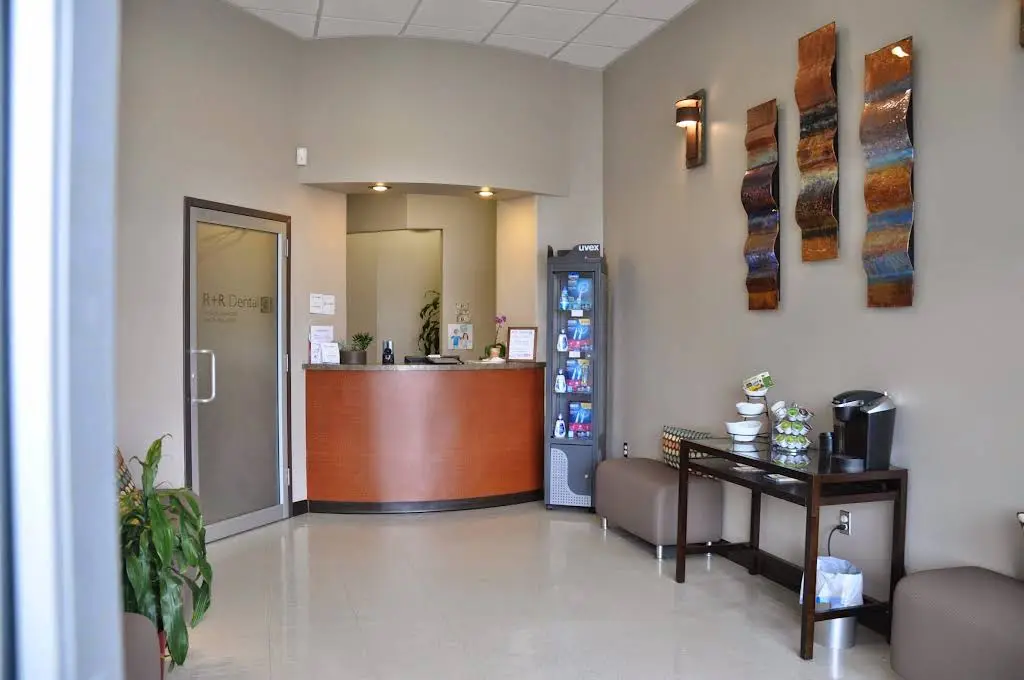 R+R Dental