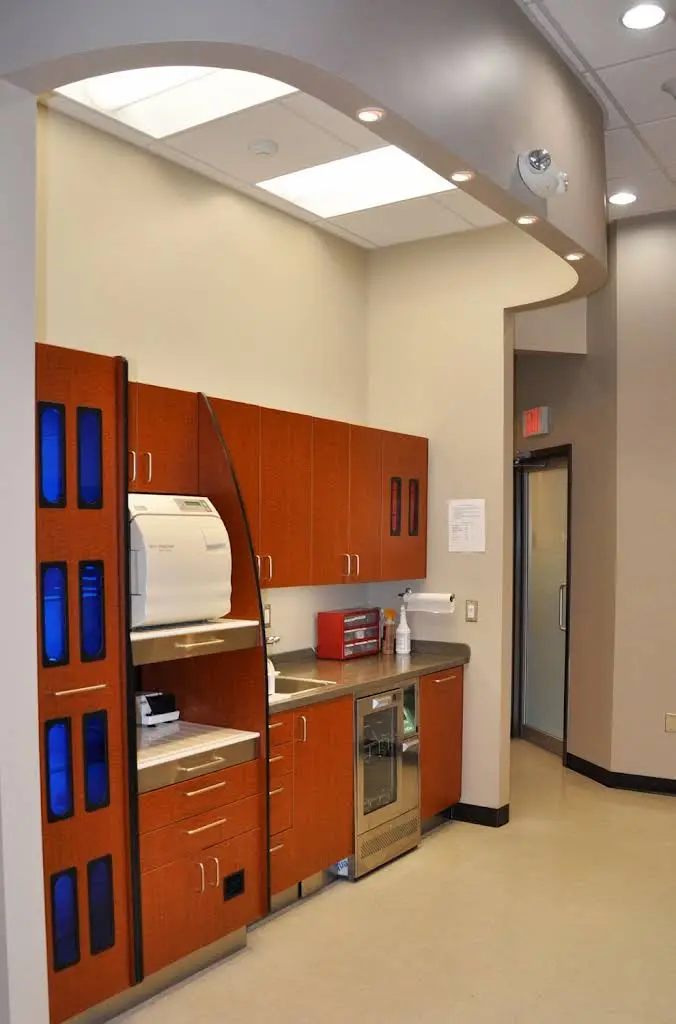 R+R Dental