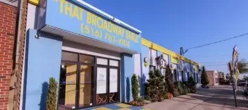 That Broadway Smile