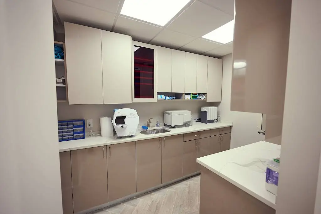 Refine Dental Studio