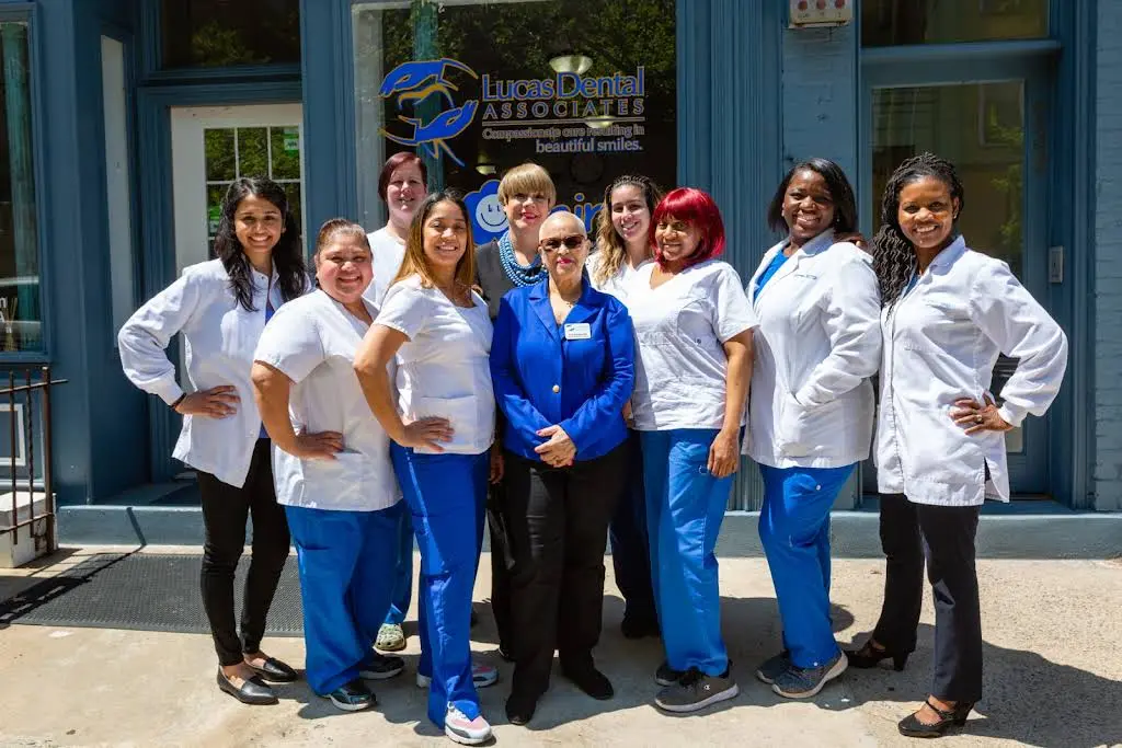 Lucas Dental Associates - Professional dental clinic exterior with modern facilities