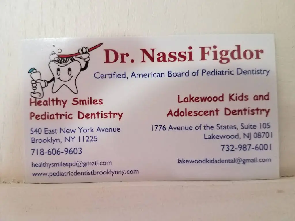 Lakewood Kids and Adolescent Dentistry - Professional dental clinic exterior with modern facilities