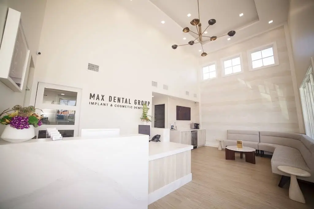 Max Dental Group