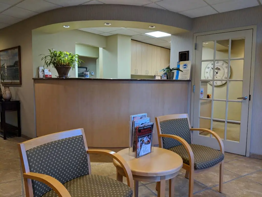 Premier Endodontics - Professional dental clinic exterior with modern facilities