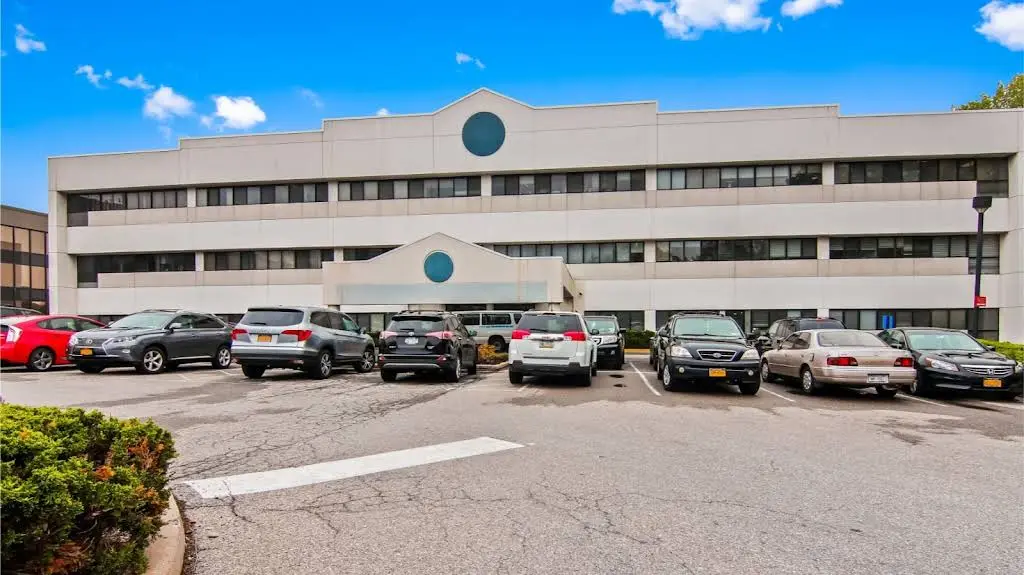 Saw Mill Dental of Yonkers - Professional dental clinic exterior with modern facilities