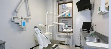 Strong Roots Dental PC
