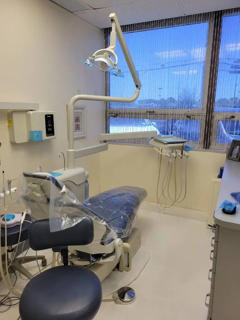 The Mouradian Smile Boutique - Professional dental clinic exterior with modern facilities