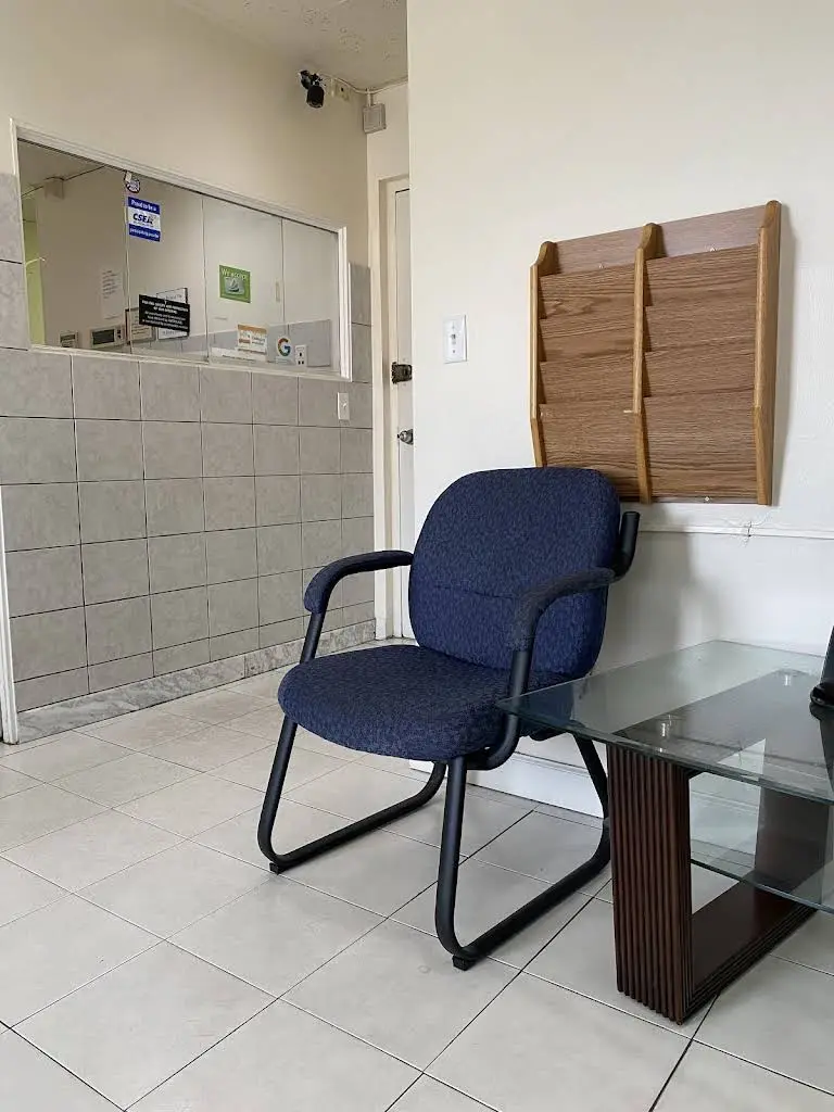 Broadway Smiles Dental PC - Professional dental clinic exterior with modern facilities