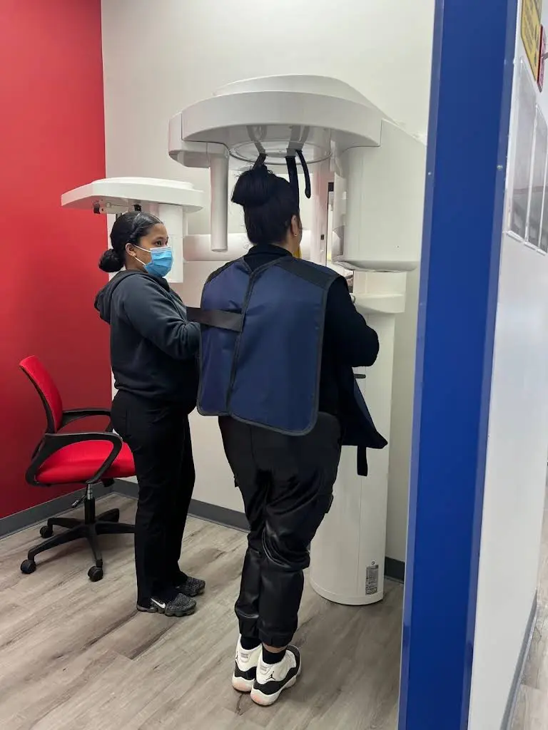 Diamond Braces Orthodontist