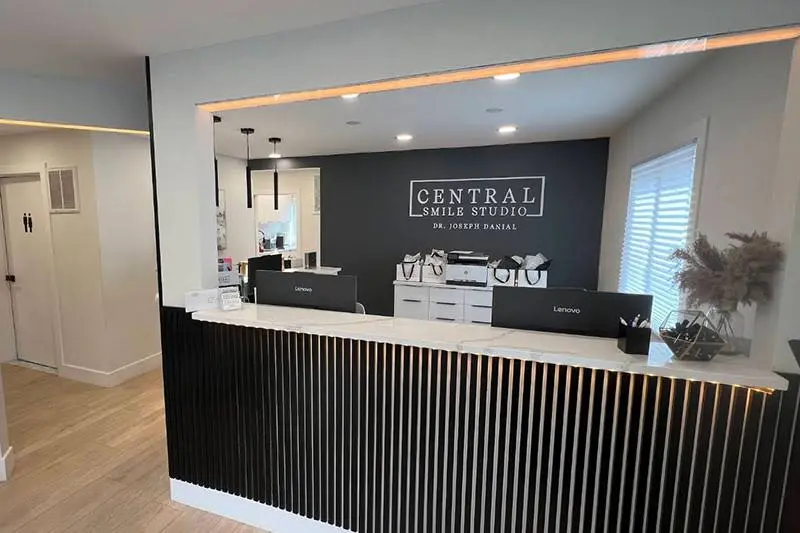 Central Smile Studio - Professional dental clinic exterior with modern facilities