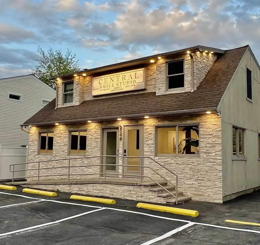Central Smile Studio