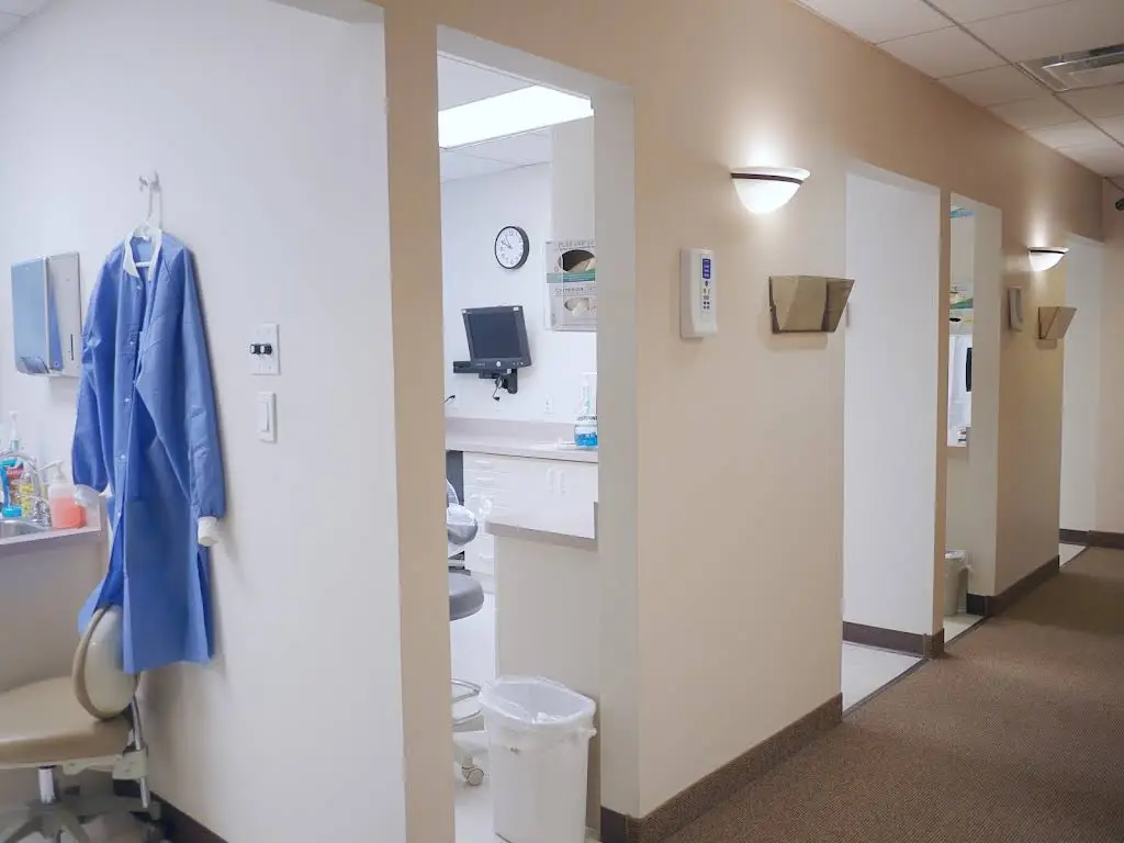 Central Avenue Dental Arts: Dr. Ira A. Levine, DDS, MAGD