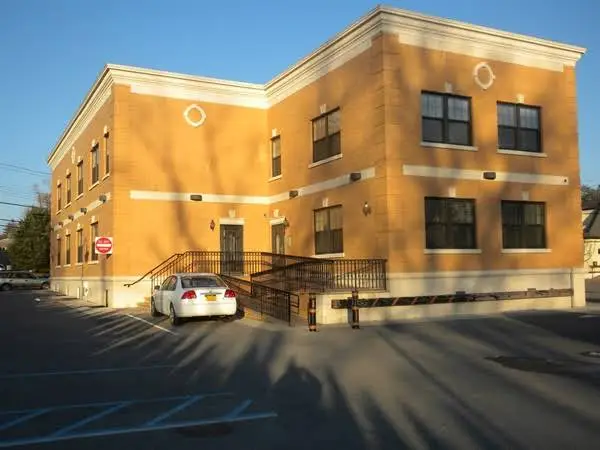 Marble Dentistry - Professional dental clinic exterior with modern facilities