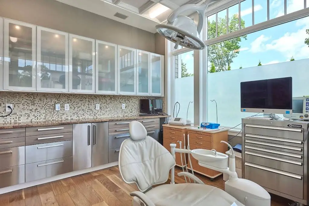 Leone Dental Group