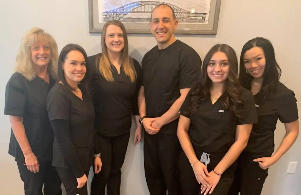 Amity Harbor Dentistry - Professional dental clinic exterior with modern facilities
