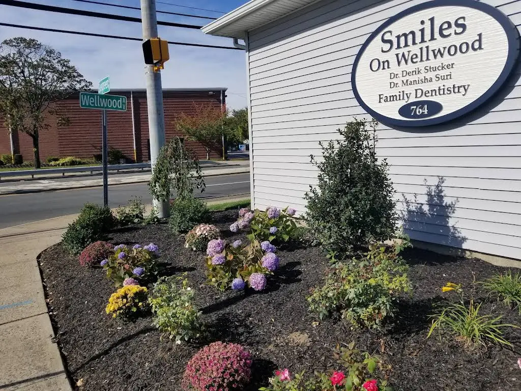 Smiles On Wellwood